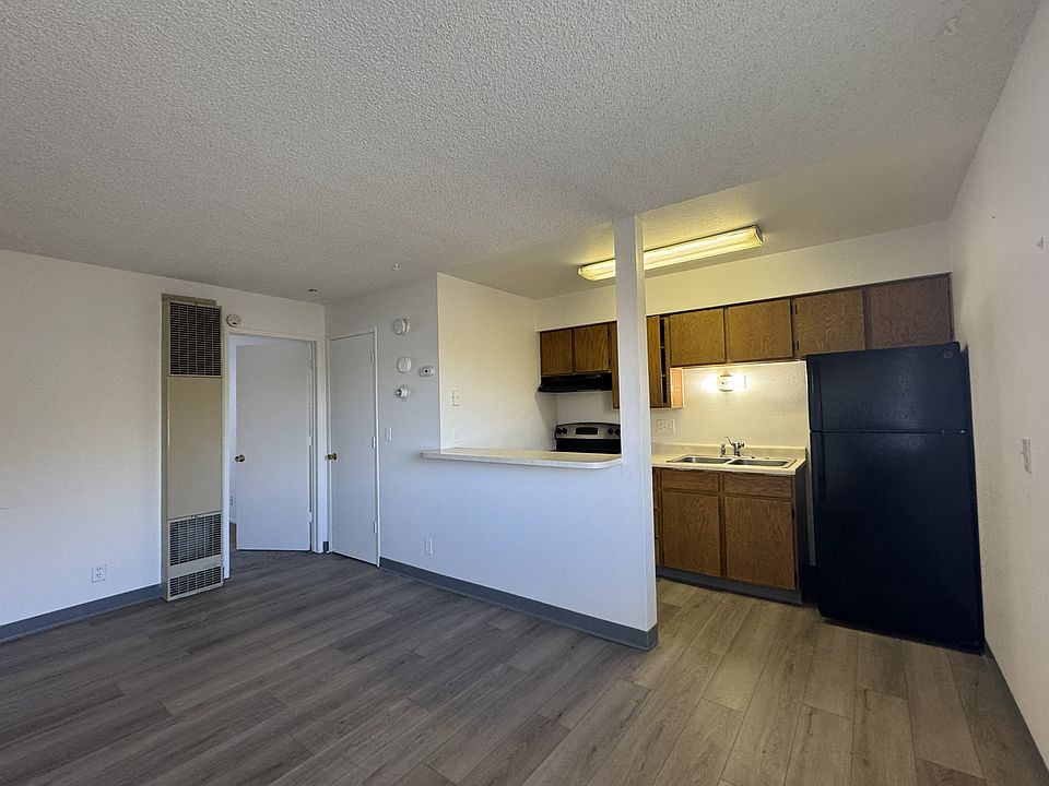 1st image of 3601 Gypsum Rd #2