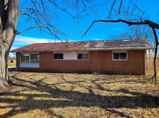 1799 S 4th St, Merom, IN 47861