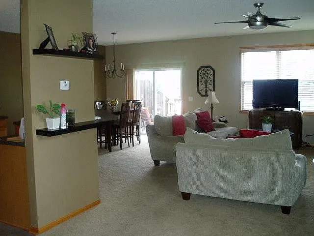 4599 Blaylock Cir — Photo 4