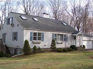 24 White Birch Rd, Ridgefield, CT 06877