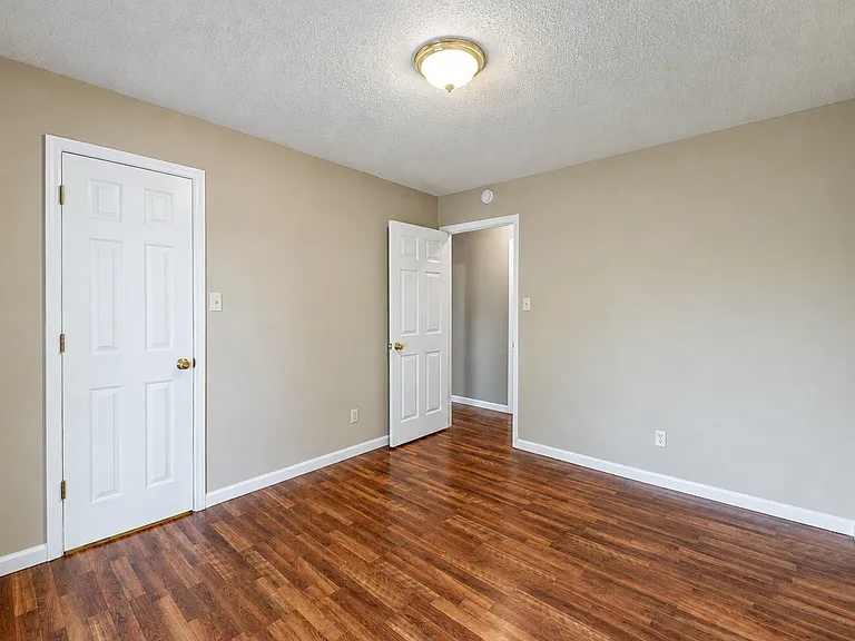 317 Headrickview Dr — Photo 16