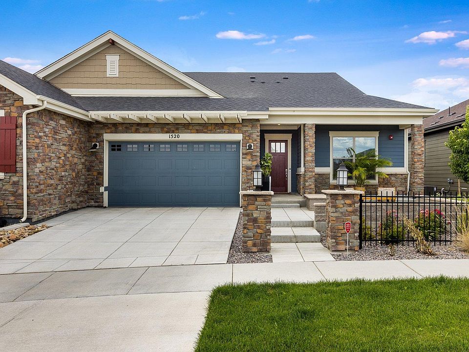 1520 Lanterns Lane