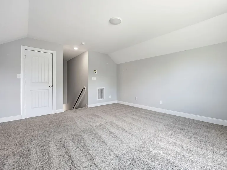 47 Hemming Ct — Photo 32