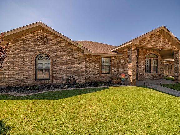 2nd image of 6720 Amber Dr