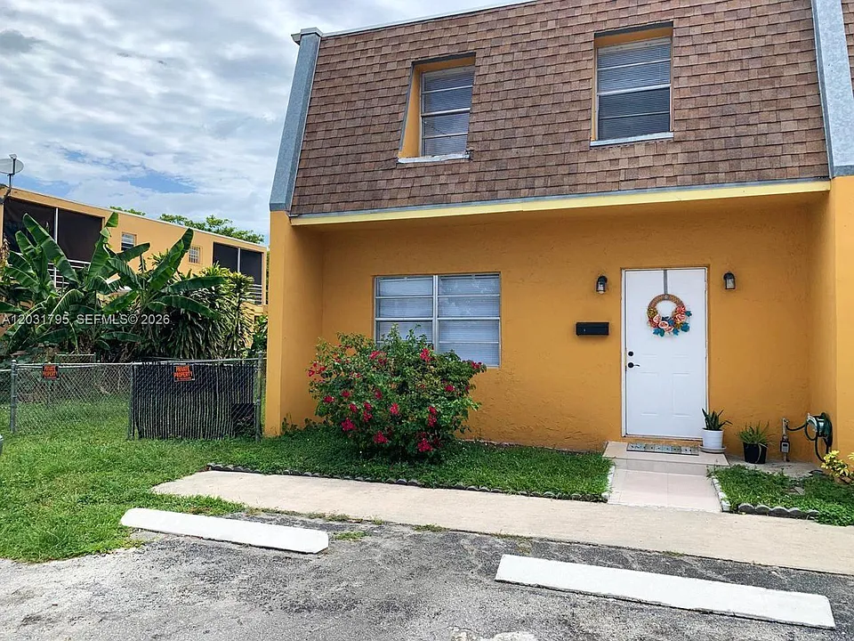 2698 NW 60th Way #165