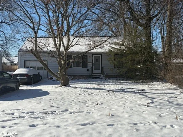 660 Rokeby Rd, Eastlake, OH 44095