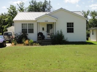 500 S Gulf St, Holdenville, OK 74848