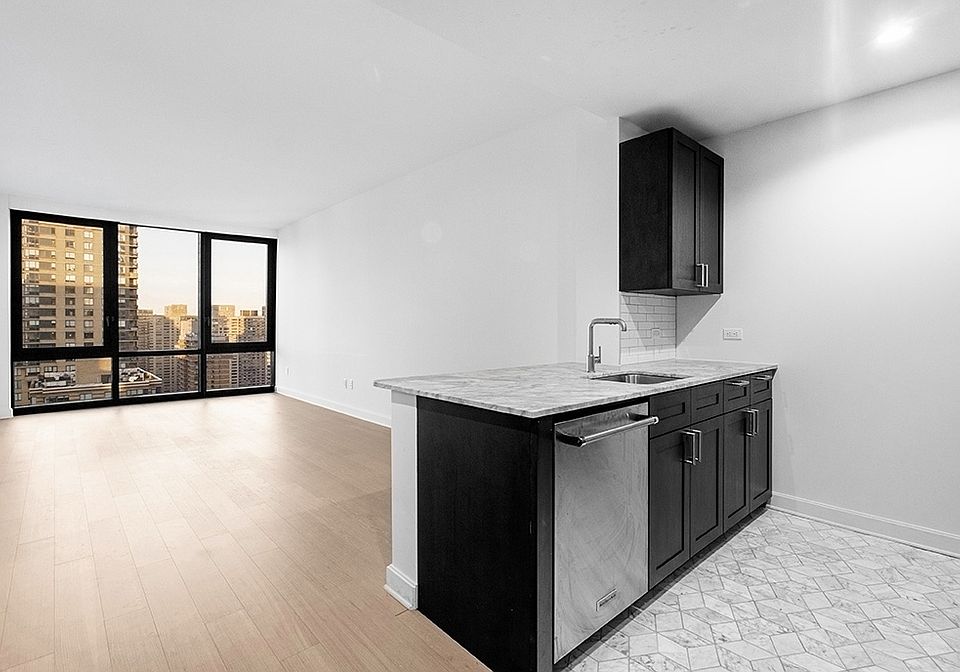 1st image of 21 W End Ave APT 3311
