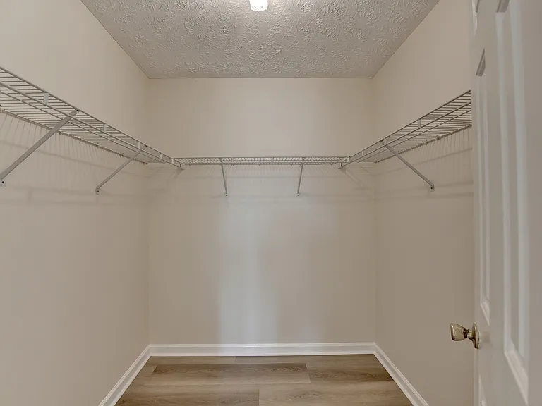 3945 Genoa Ct — Photo 52