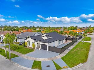 803 NW 133rd Ct #803, Miami, FL 33182