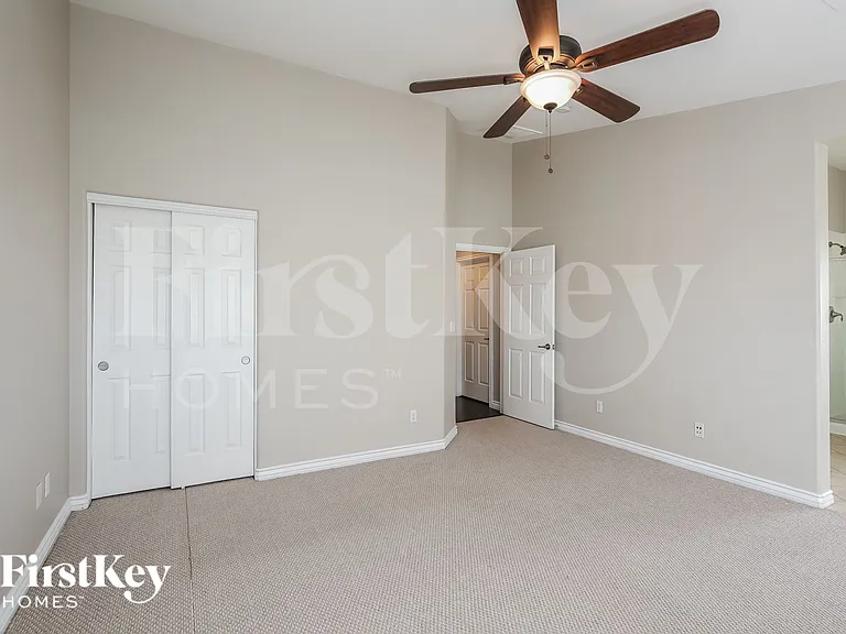 7340 Chesapeake Cove St — Photo 9