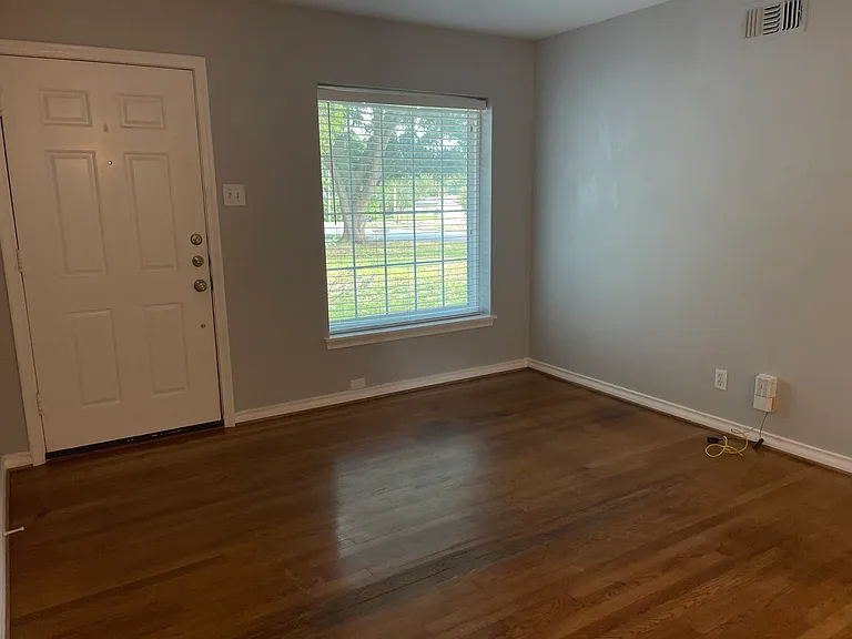 6445 Ravendale Ln — Photo 9