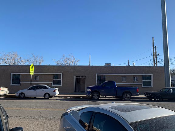 2nd image of 701 S Campbell St