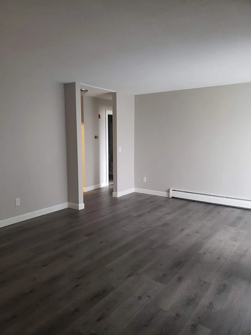 4510 Rhode Island — Photo 3