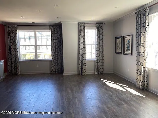 2601 Evans Ln — Photo 7