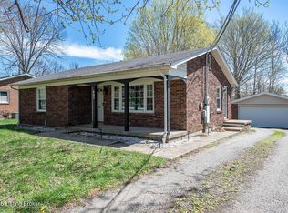 605 Lakeview Ave, La Grange, KY 40031
