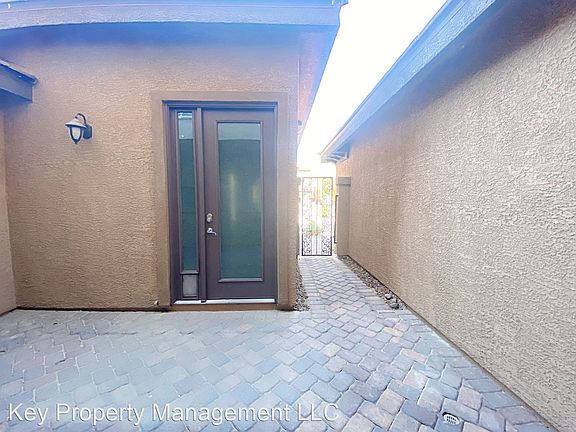 3rd image of 3725 Lower Saxon Ave