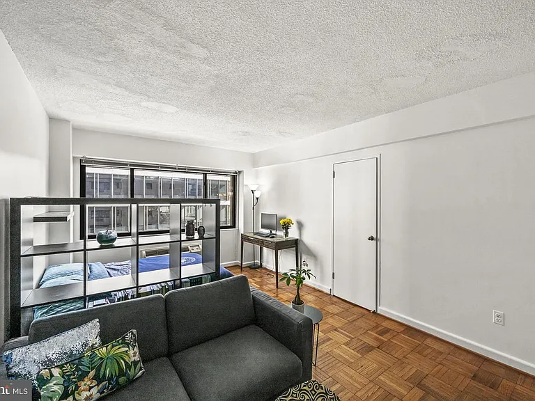 2141 I St NW #708 — Photo 10