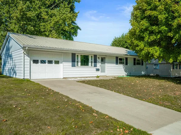 716 Wedgewood Dr, Winchester, IN 47394