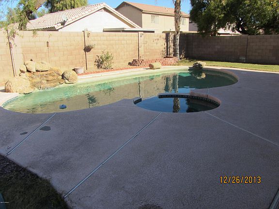 3rd image of 10582 W Crimson Ln