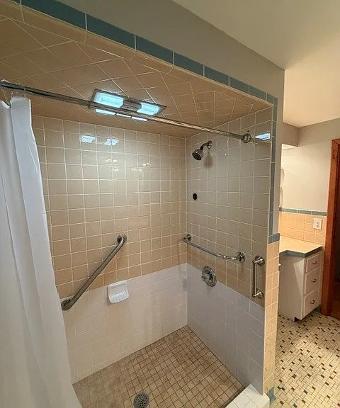 3711 Meadow Dr — Photo 27
