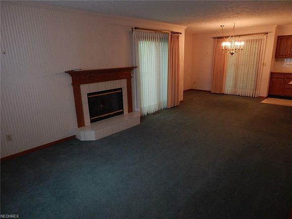 5th image of 178 Michael Ln