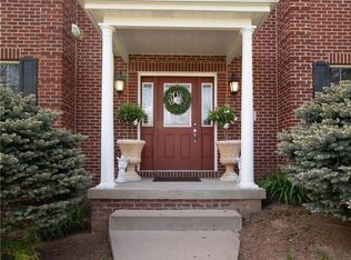 128 Golden Eagle Dr, Venetia, PA 15367
