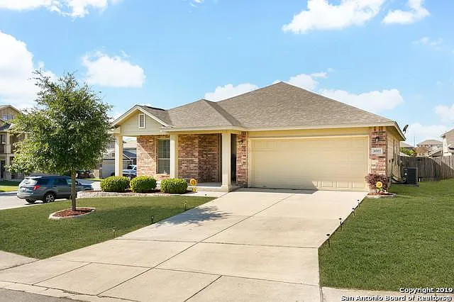 3 bed, 1650 sqft, $1,575 — Photo 3