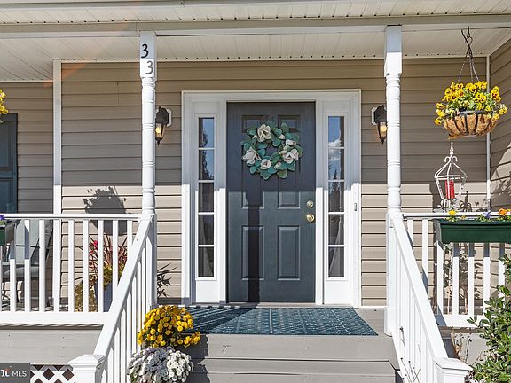 3rd image of 33 Pribble Ln