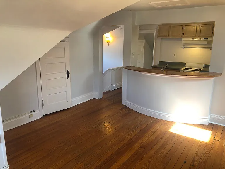 245 N Sherman St #B — Photo 13