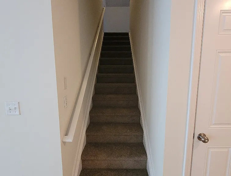 328 Highgate Cir — Photo 14
