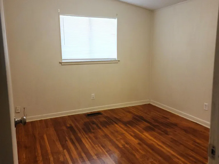 212 Sierra Madre Dr — Photo 6