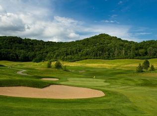 3404 Emerald Valley Dr, Onalaska, WI 54650