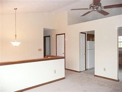 3rd image of 17 Otter Dr