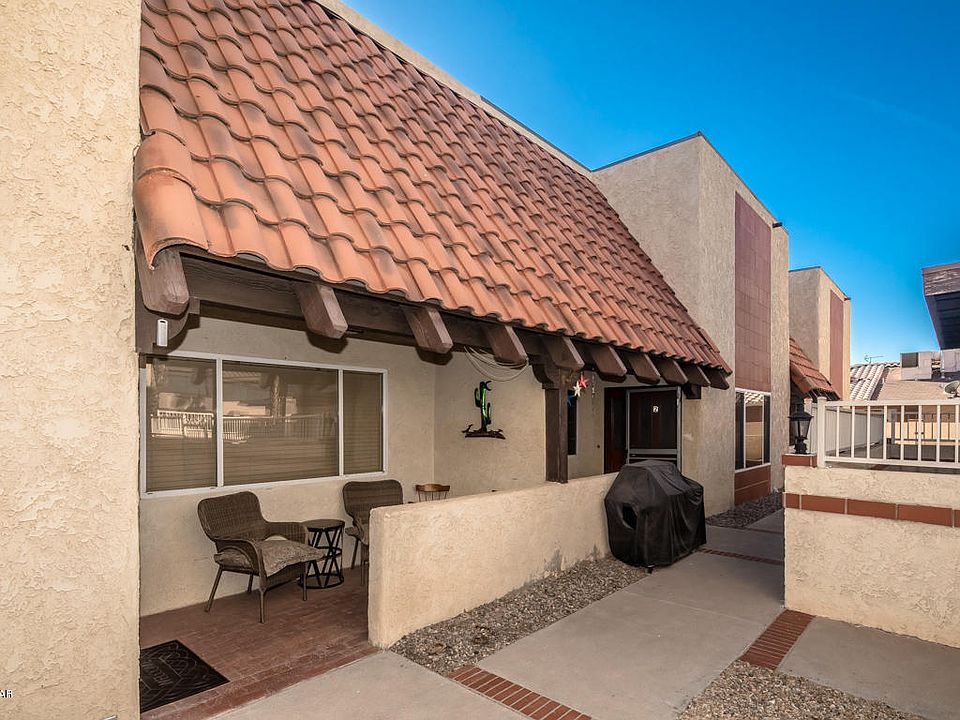 1st image of 85 Acoma Blvd S APT 3
