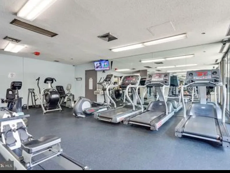 5505 Seminary Rd #402N — Photo 11