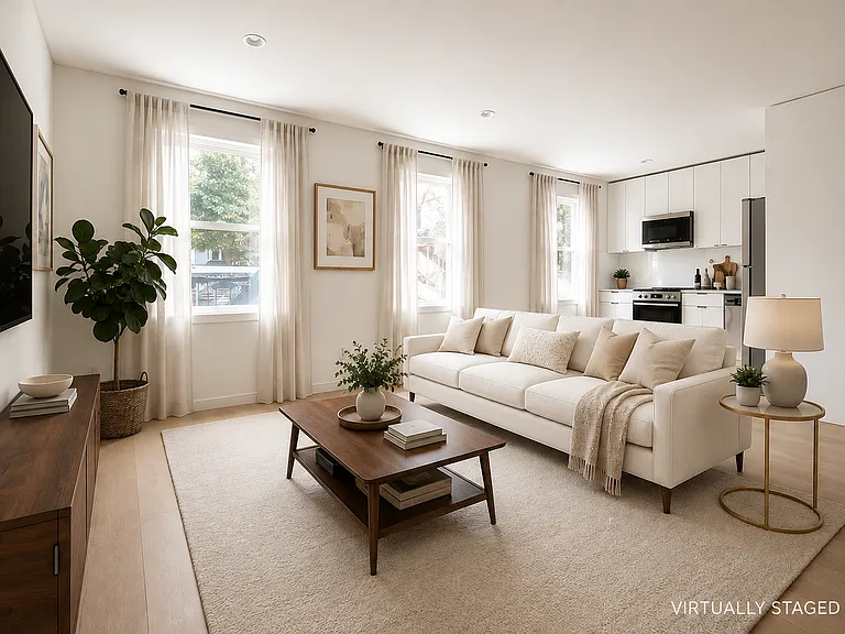 236 N 5th St #3 — Photo 1