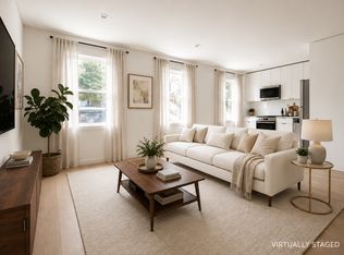 236 N 5th St FLOOR 3, Brooklyn, NY 11211