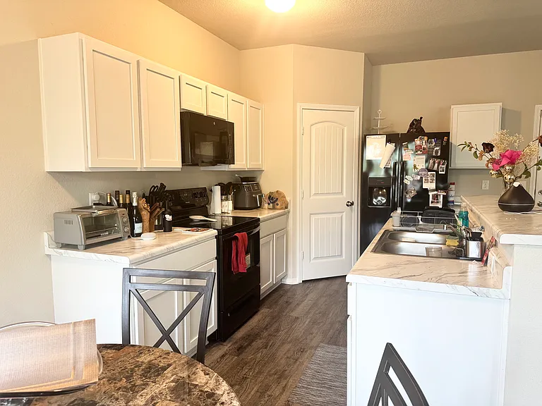 8616 Eastwood Creek Dr — Photo 8