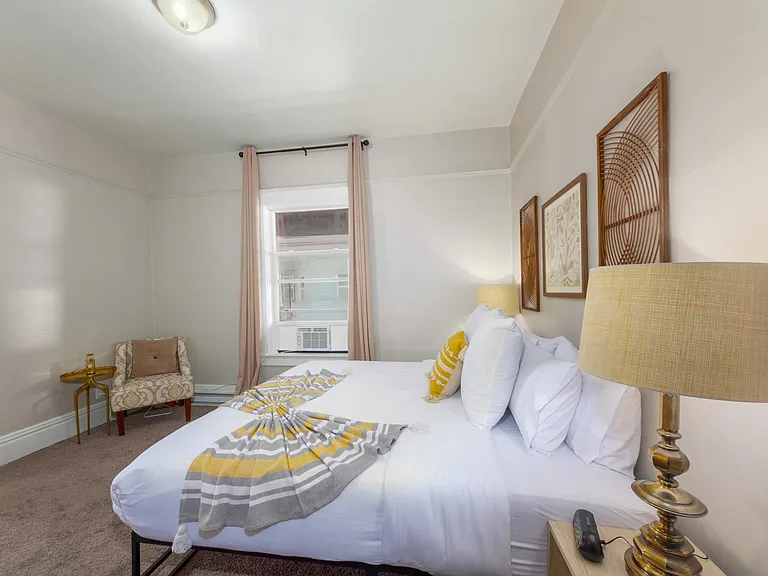 2219 W Broadway Ave #1 — Photo 21