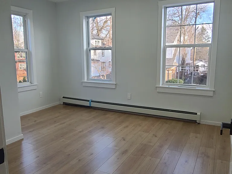 73 Oak Ln #2 — Photo 3