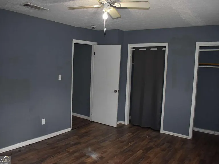 382 Cowan St — Photo 13