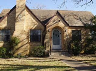 409 Lexington Rd, Elgin, TX 78621