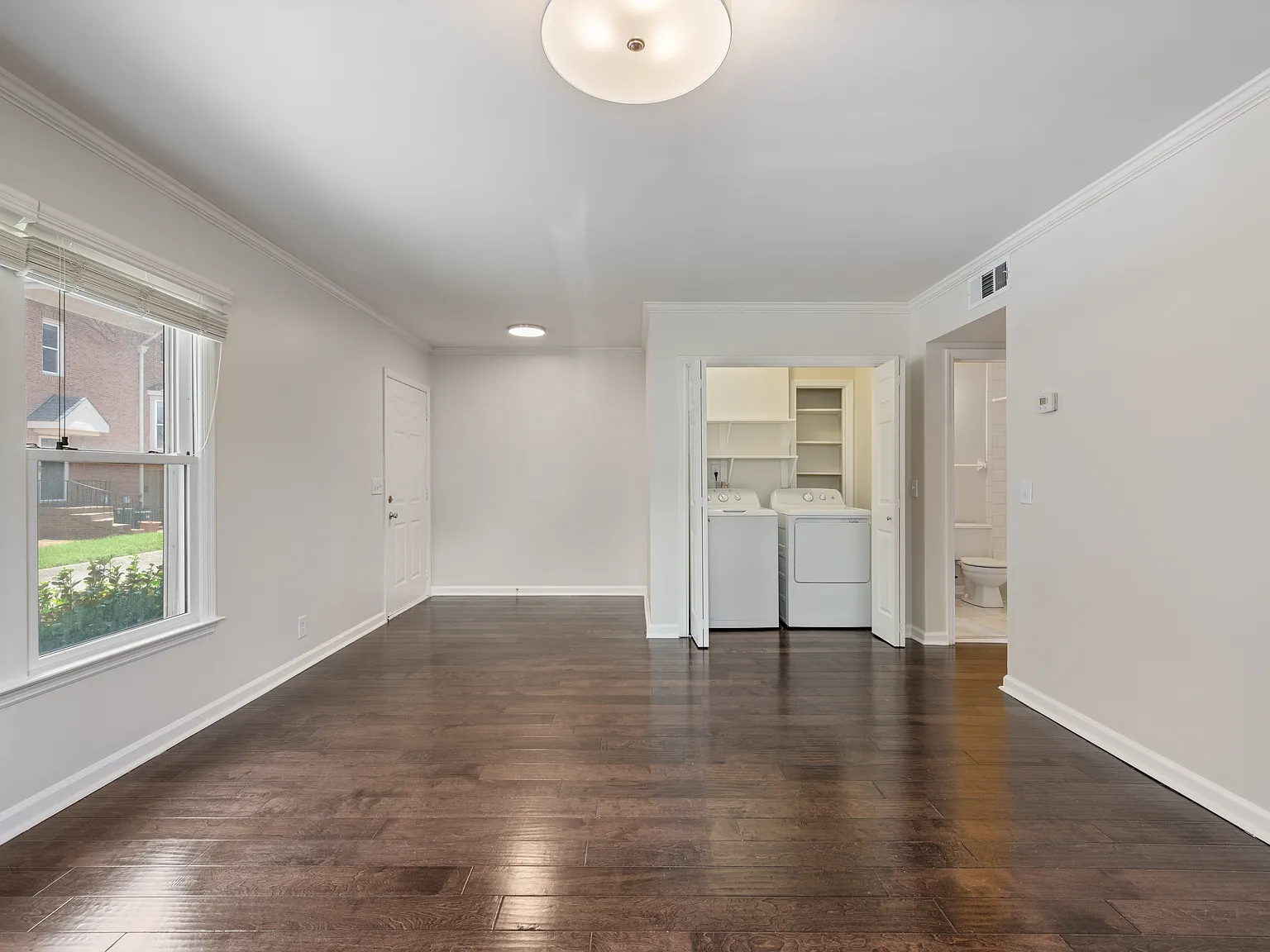 1 bed, 700 sqft, $1,499 — Photo 4