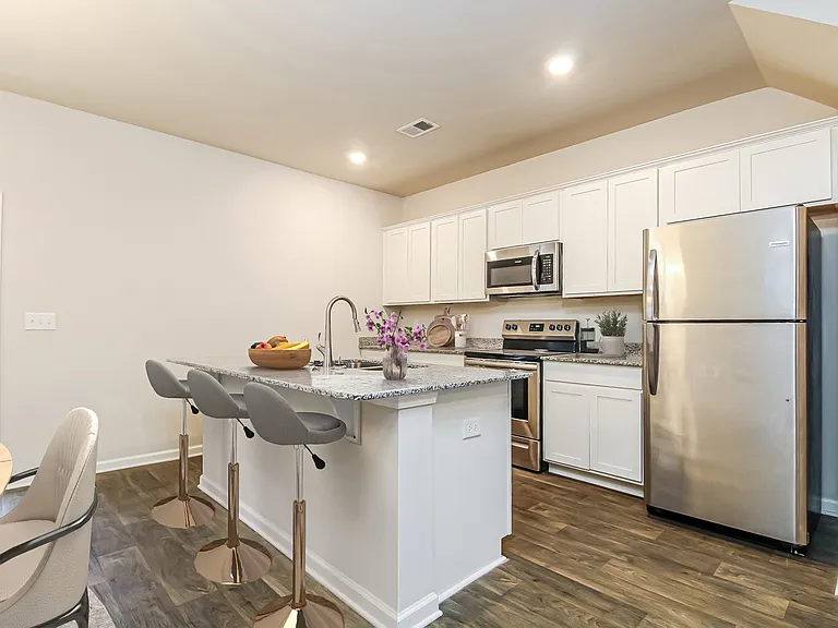 700 Wild Duck Ln — Photo 1
