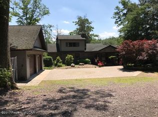 28 Fairmount Dr, Benton, PA 17814