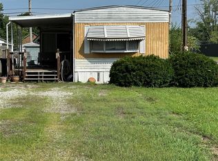 1933 N Charles St, Belleville, IL 62221