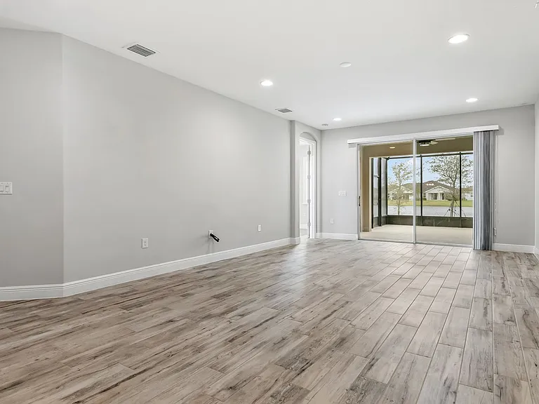 8134 Loren Cove Dr — Photo 6