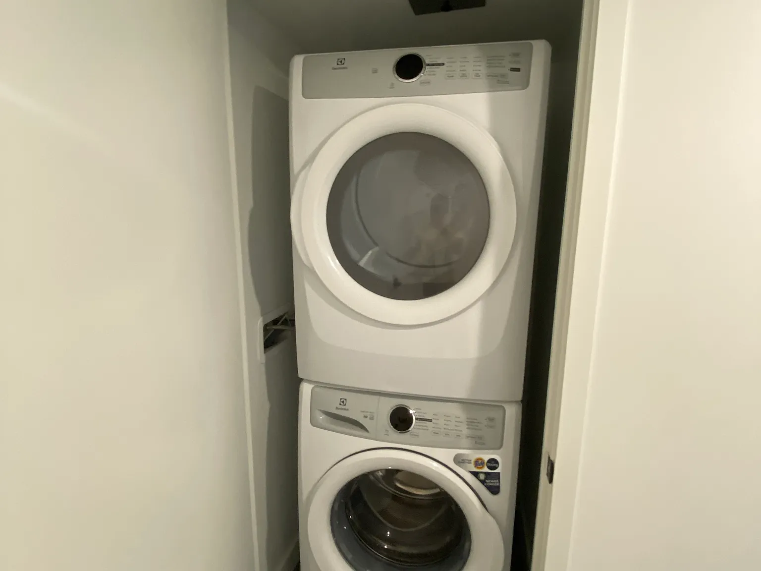 3 bed, $1,500 — Photo 4