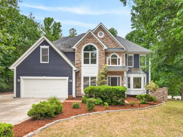2409 Pathway Dr, Chapel Hill, NC 27516